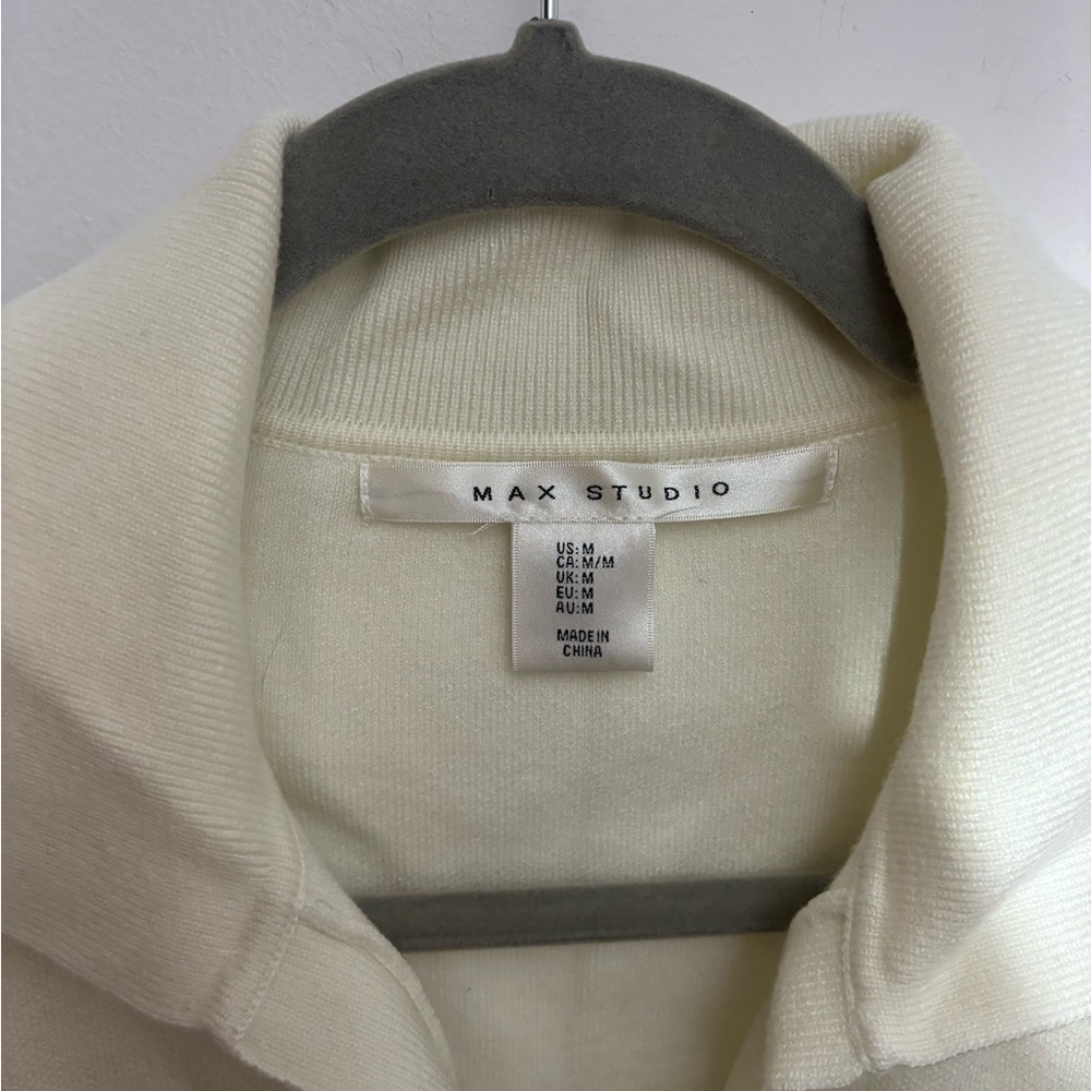 NWT Max Studio Vneck sweater - Picture 2 of 5